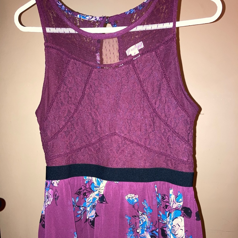 Dark pink/purple dress